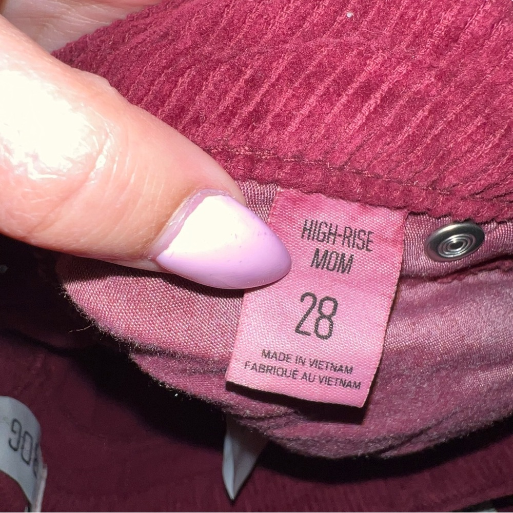 BDG Urban Outfitters Color Corduroy High Waisted Mom Pant in Maroon Size 28 - Picture 6 of 9